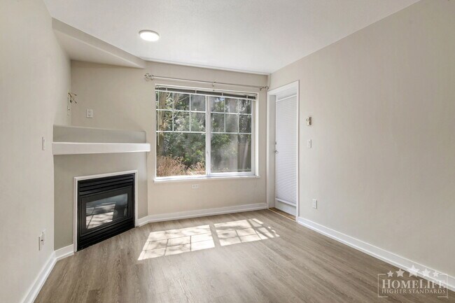 Photo du bâtiment - Stylish Ground-Floor 2 Bed + 2 Bath + Flex Condo at The Bentley – Langley City Living at Its Best