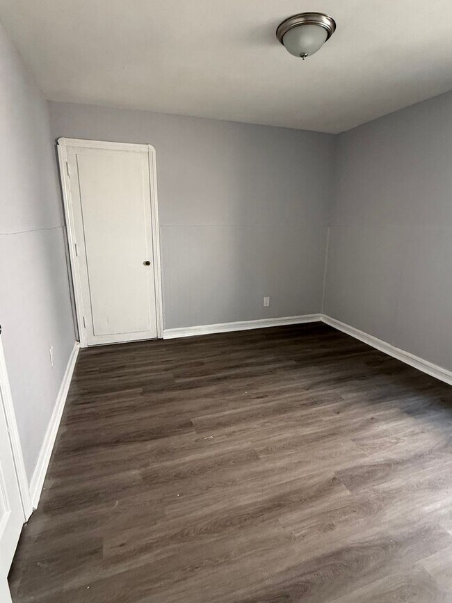 Foto del edificio - Lee/Harvard 5 Bedroom Single Home