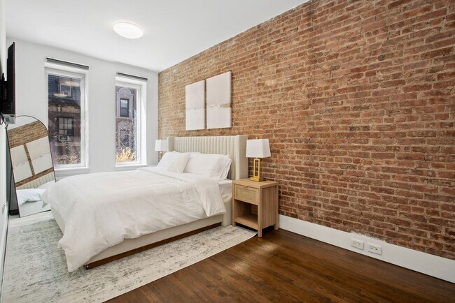 Foto del edificio - 125 E 83rd St