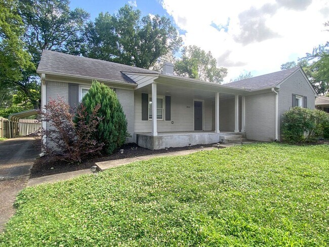 Building Photo - Nicely updated home in High Point Terrace