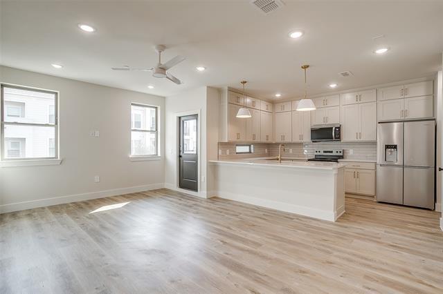 Foto del edificio - 408 Foch St