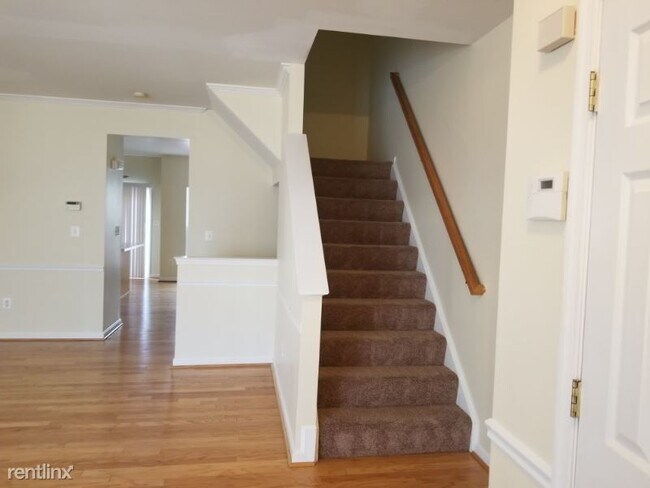 Foto del edificio - 8229 Shooting Star Ln