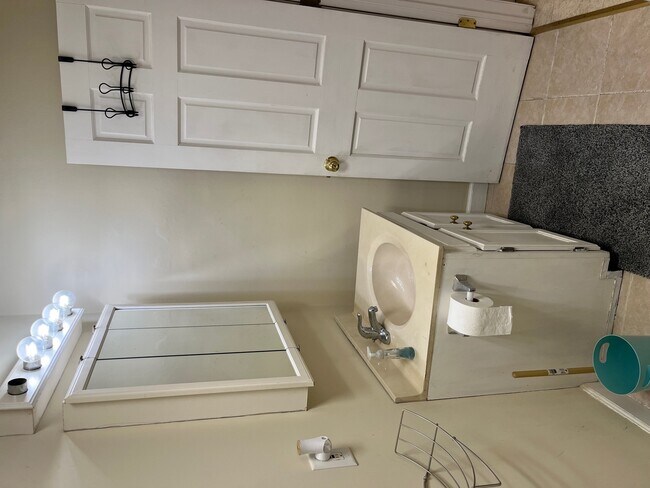 Foto del edificio - 105 W Railroad St