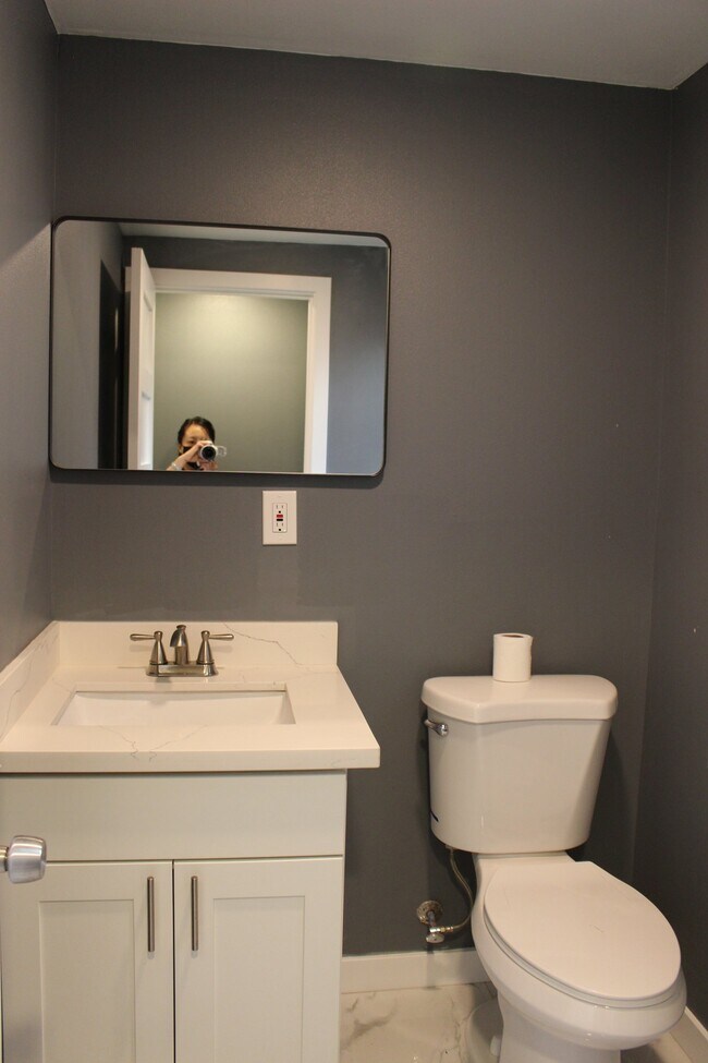 Foto del edificio - 12055 69th Ave S