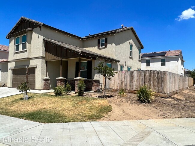 Building Photo - 4 br, 2.5 bath House - 201 Solano Street