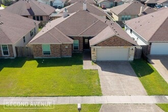 Building Photo - 3618 Sapphire Ct