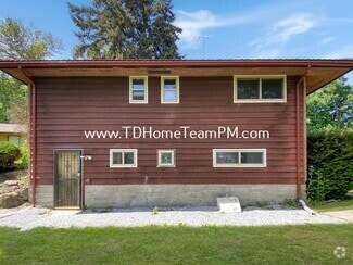 Building Photo - 10228 4th Ave S