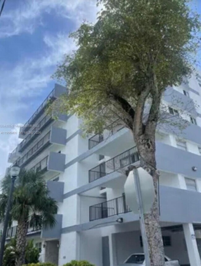 Foto del edificio - 16508 NE 26th Ave