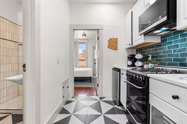 Foto del edificio - 311 N 3rd Ave