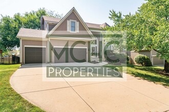 Building Photo - 5909 W 153rd Terrace