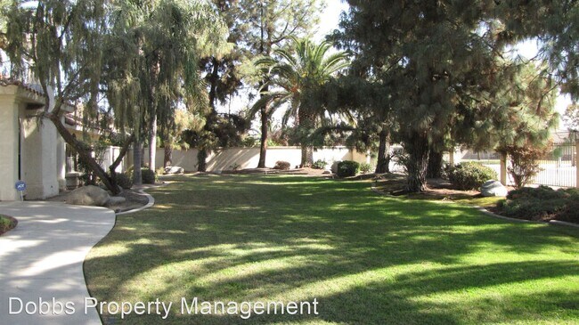 Foto del edificio - 3 br, 2.5 bath House - 15854 Shellie Marie