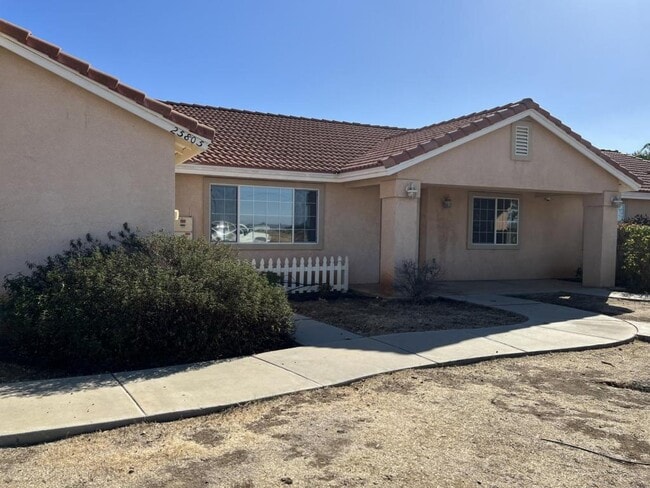 Building Photo - 25805 McLaughlin Rd