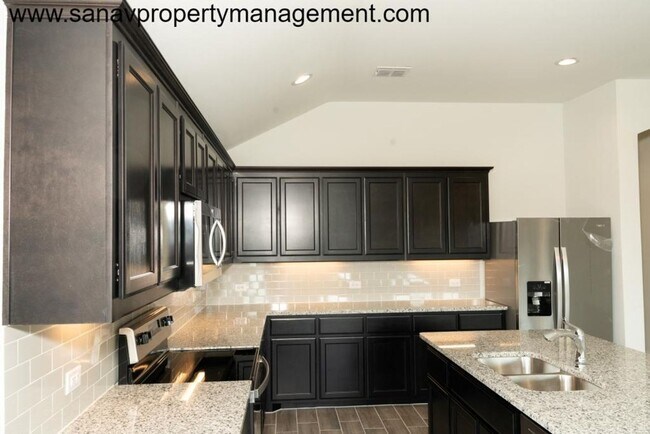 Foto del edificio - Beautiful Home With All Amenities Included! Tour it today-Fresh Start for the New Year—January Mo...