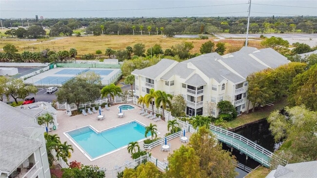 Building Photo - 6924 Stones Throw Cir N