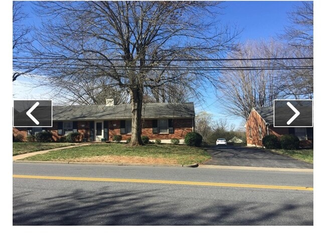 Building Photo - 1123 Sandusky Dr