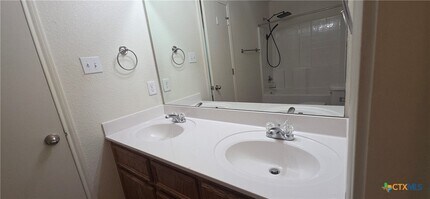 Building Photo - 5803 Lariat Ct