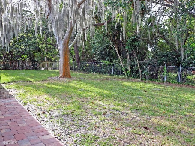 Building Photo - 3 br, 2 bath House - 6726 S Lockwood Ridge Rd