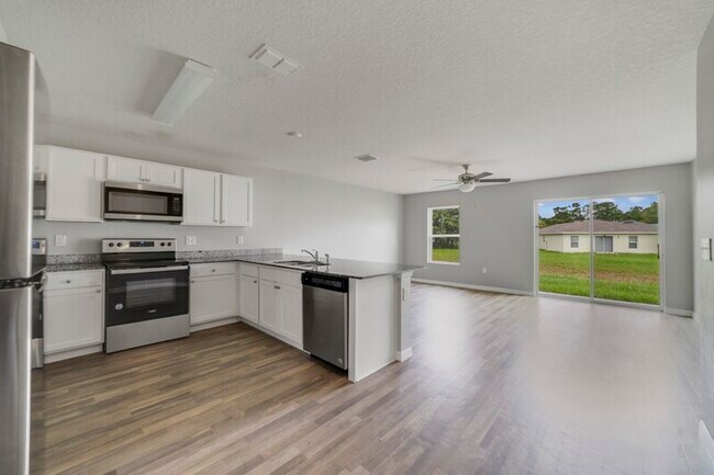 Foto del edificio - 687 Gila Dr