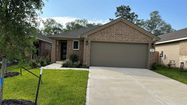 Foto del edificio - 221 Harper Ridge Dr