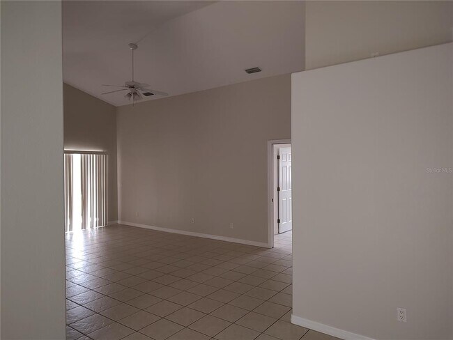 Building Photo - 3865 Osprey Pointe Cir