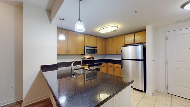 Interior Photo - 1200 East West