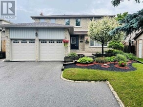 Building Photo - 909 Ferndale Crescent