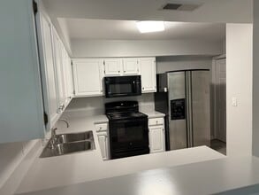 Building Photo - 5828 Harris Grove Ln