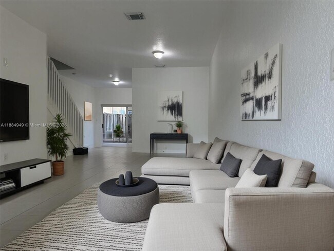 Foto del edificio - 8244 NW 107th Path