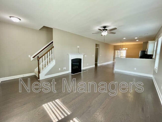 Building Photo - 385 Falls Creek Dr