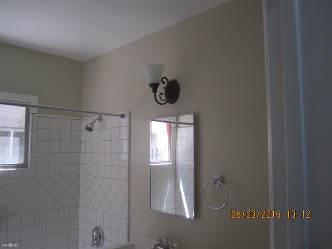 Foto del edificio - 1164 S Norton Ave