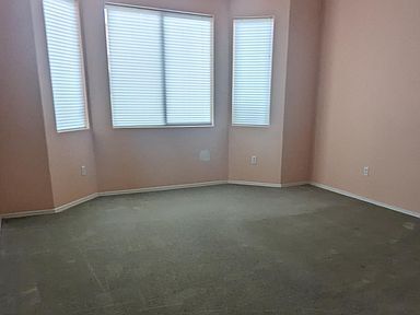 Building Photo - 923 W Bosch Dr