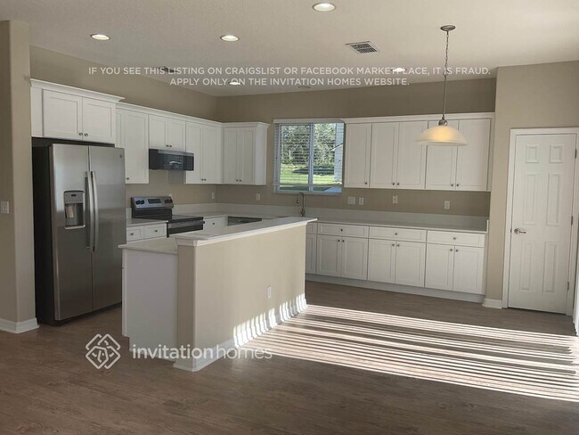 Building Photo - 4702 Barbados Loop