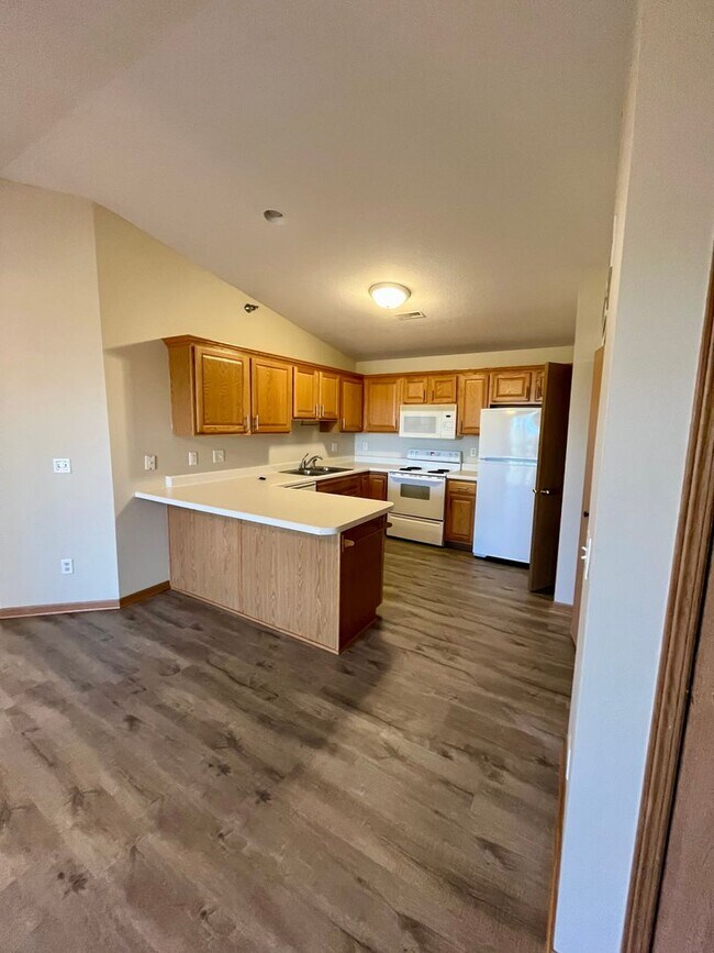 Foto del edificio - Condo For Rent!