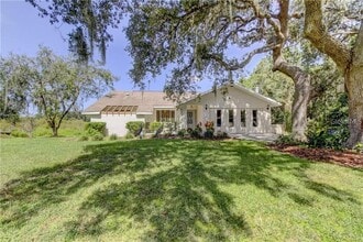 Building Photo - 9030 Bullrush Ct