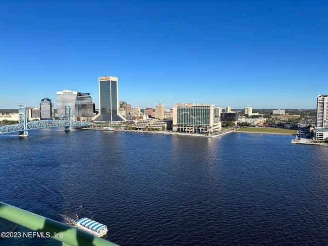 Building Photo - 1431 Riverplace Blvd