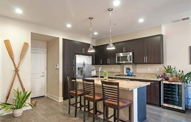 Foto del edificio - 1644 Fairlead Ave