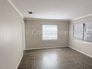 Building Photo - 4935 Emerson Ave S