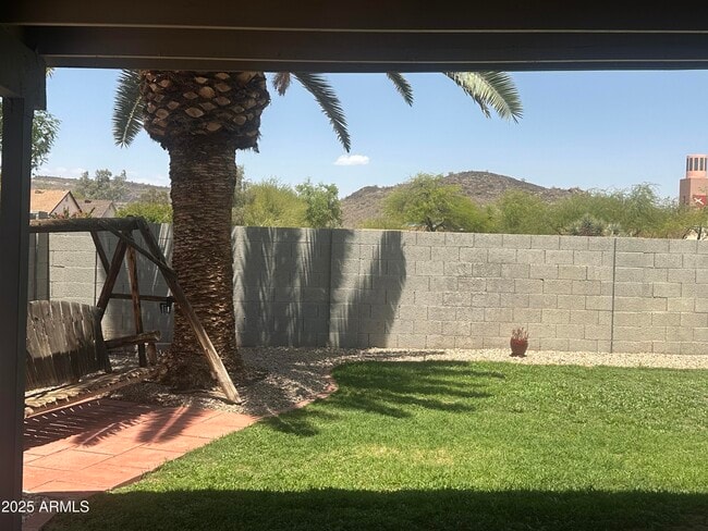 Building Photo - 3948 W Chama Dr