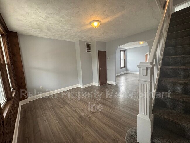 Foto del edificio - 2867 Lake Ave