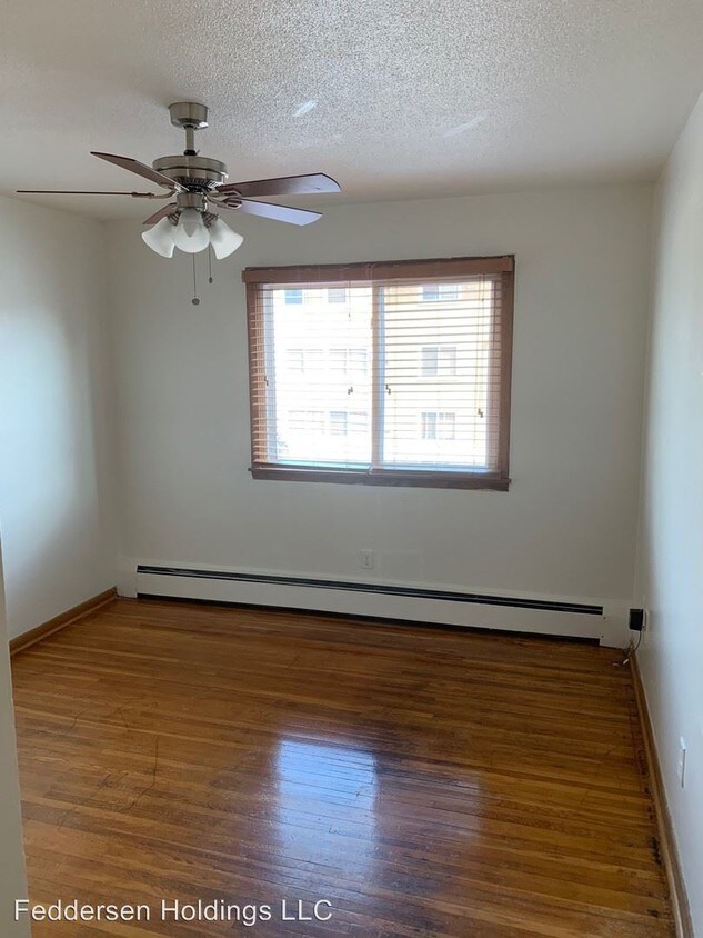 Foto del edificio - 615 E 18th St
