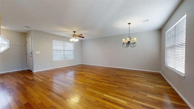 Foto del edificio - Available 8/1 - Charming Owasso Home in Quiet Cul-De-Sac