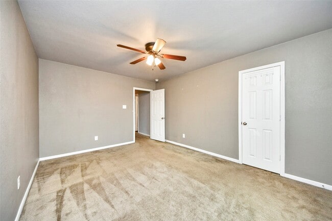 Building Photo - 2662 Magnolia Fair Way