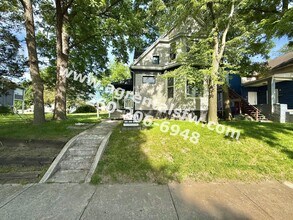Building Photo - 2919 S Harrison St