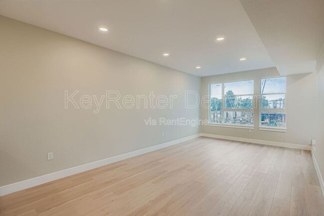 Foto del edificio - 2208 S Albion St