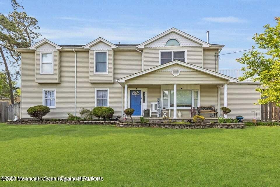 1305 8th Ave, Toms River, NJ 08757 House for Rent in Toms River, NJ