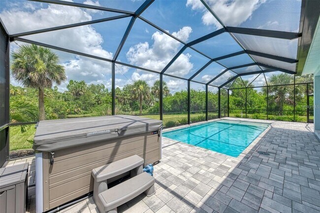 Foto del edificio - 2129 Lorraine Dr