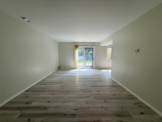 Foto del edificio - 4575 Jefferson St