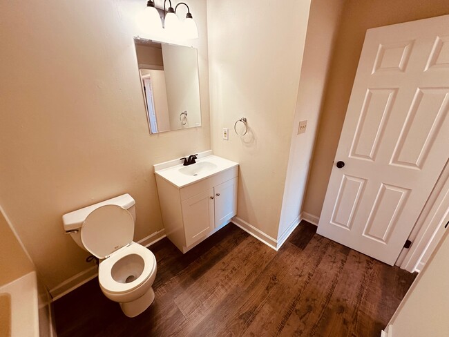 Building Photo - Central School Apartments