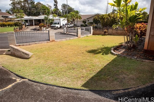 Building Photo - 94-505-505 Oliona Pl