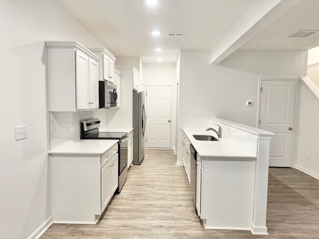 Foto del edificio - 3bd/2.5bth Paired Home near I-40 and I-77 Georgetown community in Statesville